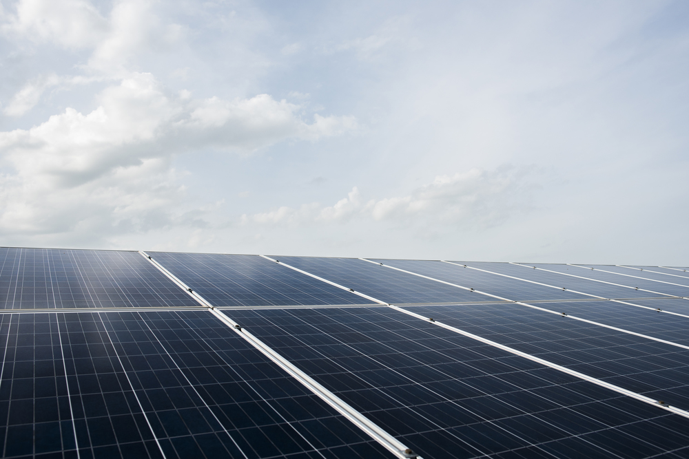 solar-cell-farm-in-power-station-for-alternative-energy-from-the-sun.jpg